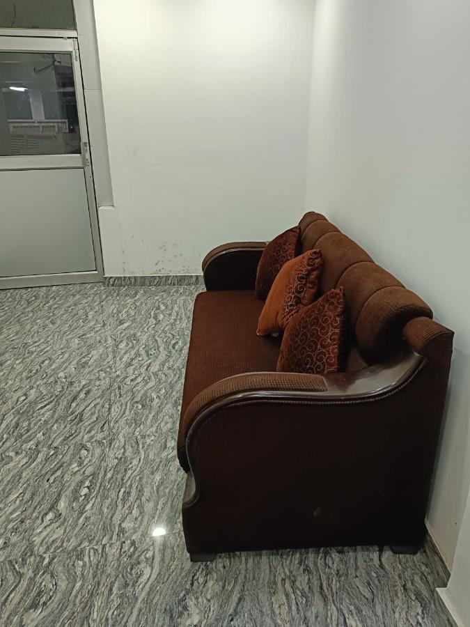 Hotel Atithi Grand Guwahati Esterno foto