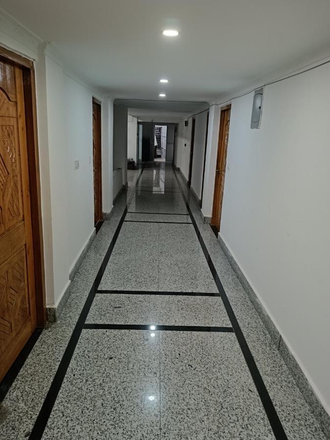 Hotel Atithi Grand Guwahati Esterno foto