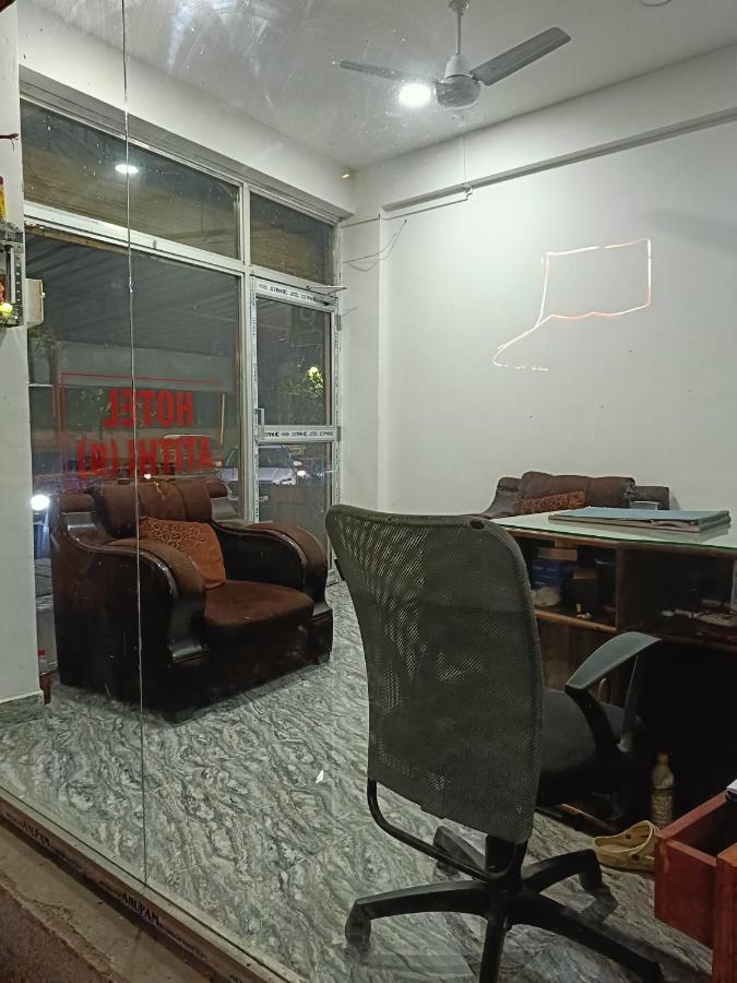 Hotel Atithi Grand Guwahati Esterno foto